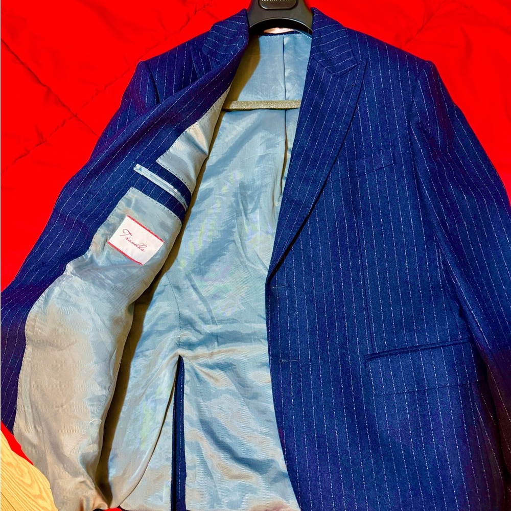 100% Italian Wool Navy Pinstripe Blazer